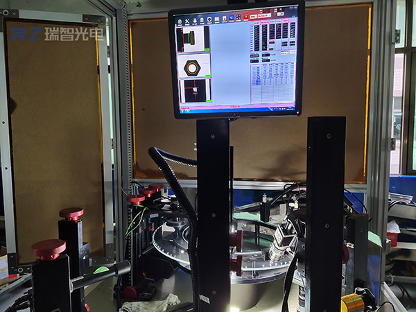 螺絲視覺檢測設(shè)備除了CCD像素高還有哪些因素能提高準確度